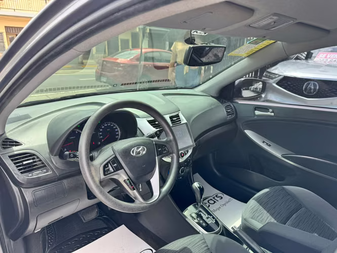 HYUNDAI ACCENT AUTOMATICO SOLO 90 MIL KILOMETROS - Imagen 10