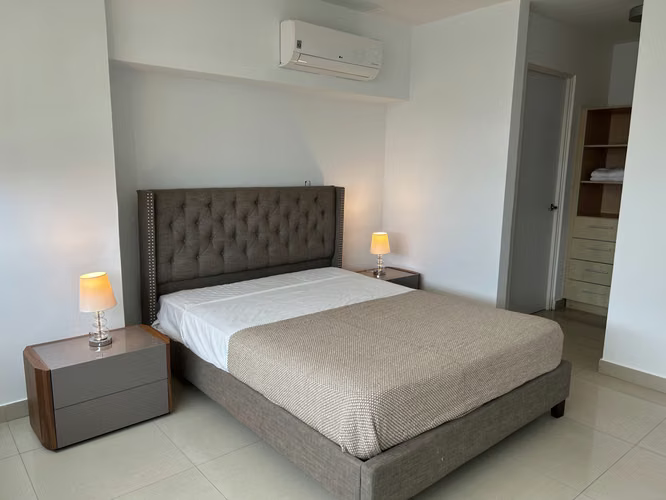 SE RENTA APARTAMENTO AMUEBLADO EN PH SEVILLA – COSTA DEL ESTE - BV - Imagen 8