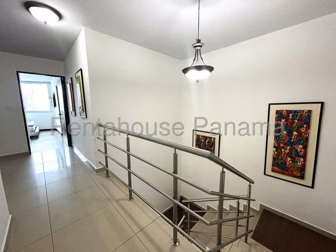 Apartamento en Alquiler en Bella Vista JG