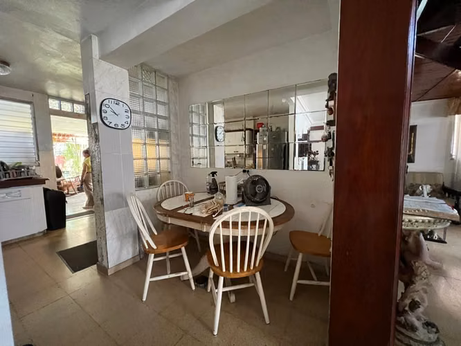 CASA DE DOS NIVELES EN VENTA – CHANIS, CIUDAD DE PANAMÁ - Imagen 7