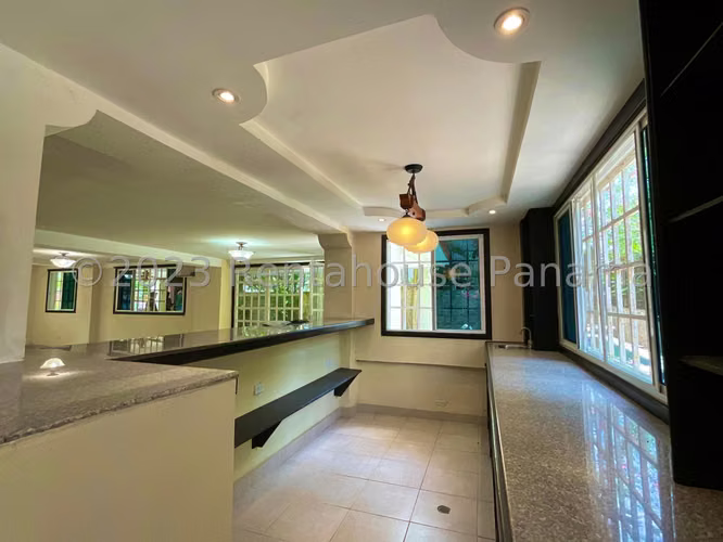 Vendo casa en Albrook, Calle Los Guayacanes MS - Imagen 6