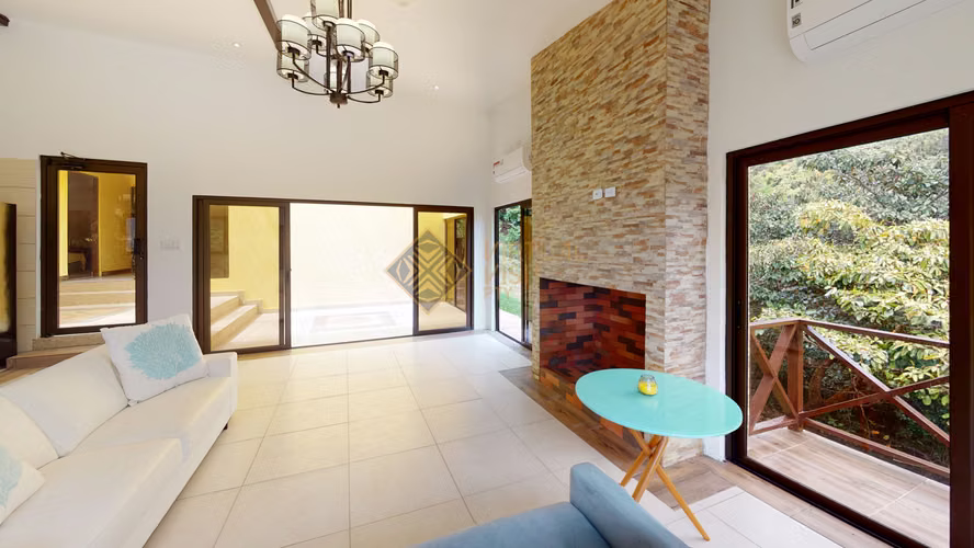 MODERN, OPEN-CONCEPT HOME FOR SALE $290,00 - Price Reduced!!