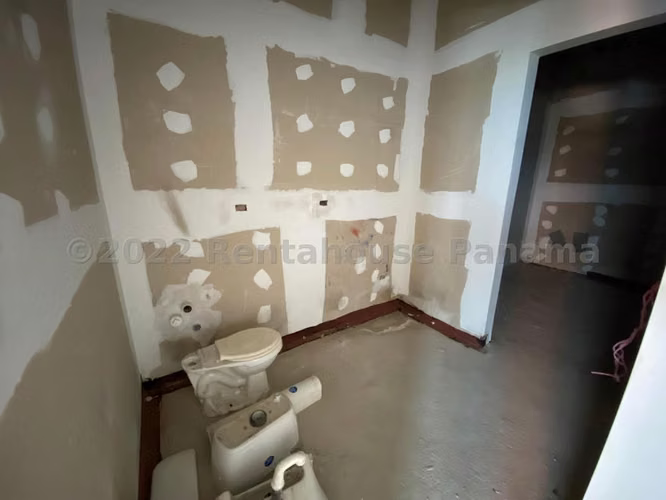 Venta de Oficina Comercial en Obarrio R10008GRR - Imagen 12