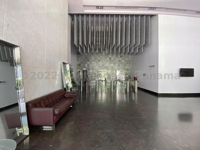 Venta de Oficina Comercial en Obarrio R10008GRR - Imagen 13