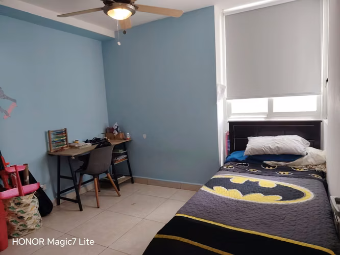 Alquilo amplio apartamento con línea blanca en Clayton Park II