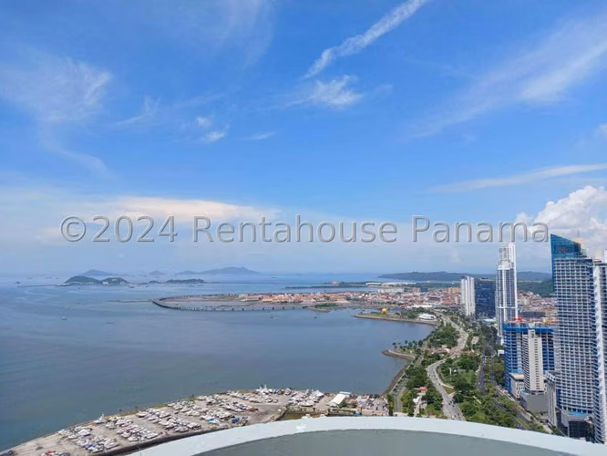 Apartamento en Venta en Avenida Balboa YM
