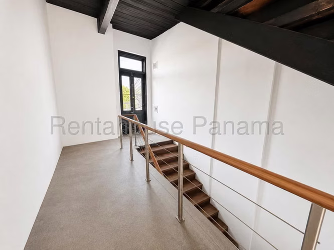 Alquiler de Local comercial de 485m2 en el Casco Antiguo - Imagen 10