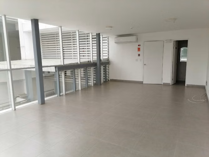 ALQUILER DE BODEGA EN PANAMÁ VIEJO BUSSINES (8)