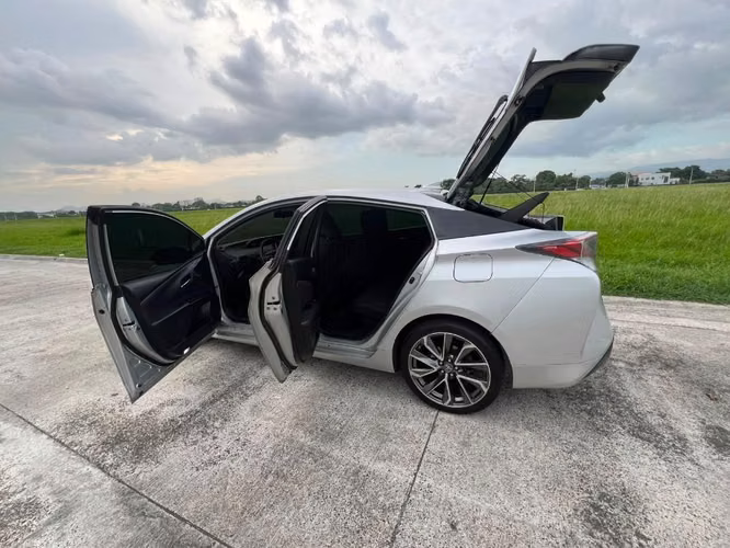 Prius Híbrido, súper económico/ahorrador de combustible - Imagen 6