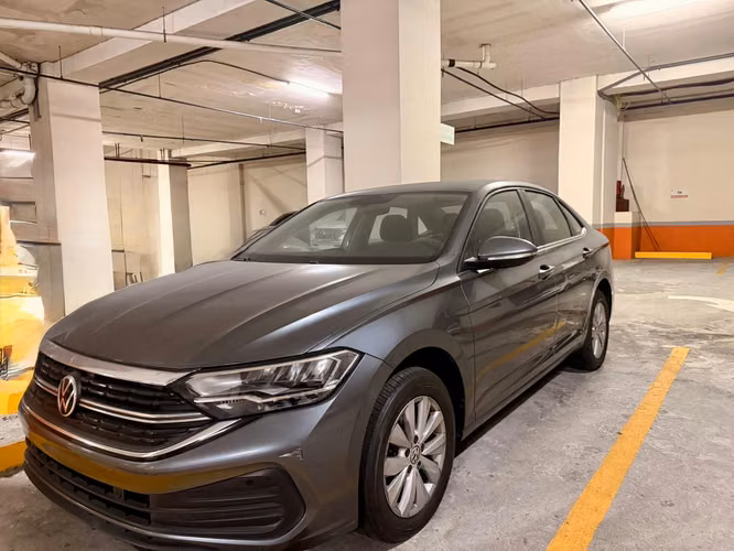 VENDO VOLKSWAGEN JETTA 2024 - Imagen 3