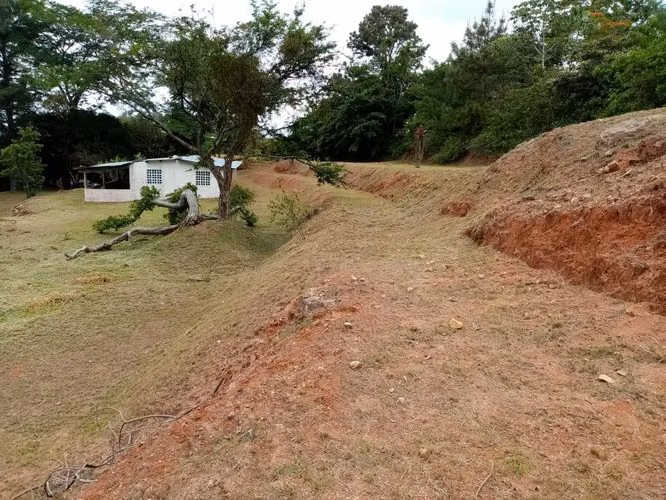 SE VENDE TERRENO  SAN CARLOS CAMINO A LA LAGUNA DE SAN CARLOS - Imagen 6
