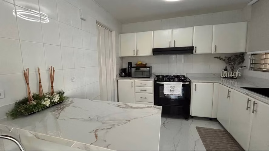Se buscó en la web  Se Alquila Moderno Apartamento en PH Belview 200 – Edison Park - Imagen 5