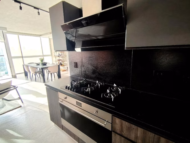 Av. Balboa | 220m2 | 2 hab. | Balcones - Imagen 2