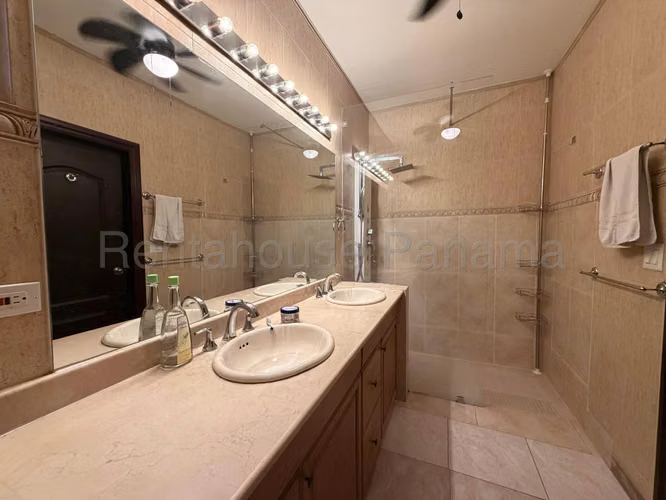 Casa en Alquiler Palmeras del Este Costa del Este 27YCG1436 - Imagen 14