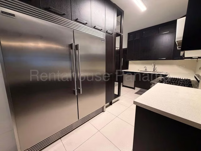 Se alquila casa en Costa del Este - Imagen 10