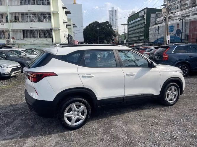KIA SELTOS 2022 AUTOMATICO - Imagen 3