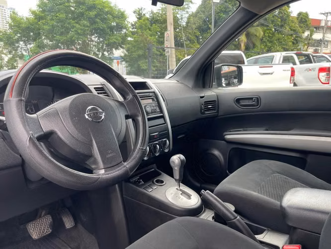NISSAN XTRAIL 2012 AUTOMATICO - Imagen 5