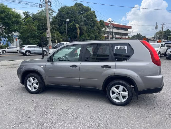 NISSAN XTRAIL 2012 AUTOMATICO - Imagen 4