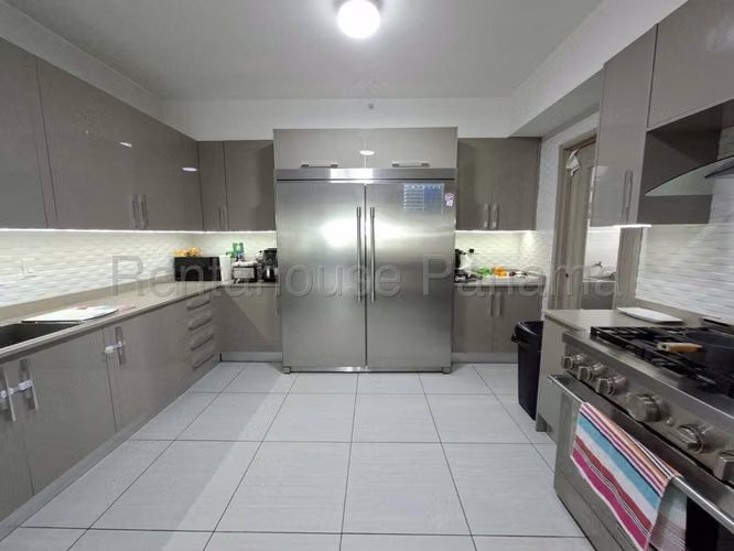 Amoblado Apartamento en Alquiler en San Francisco 27PPM1409
