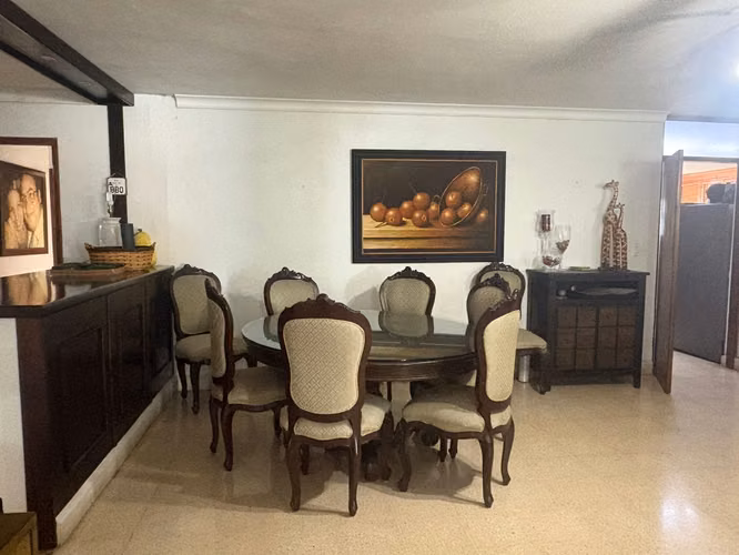 AMPLIO APARTAMENTO EN VENTA EN OBARRIO– Bella Vista - C.J. - Imagen 3