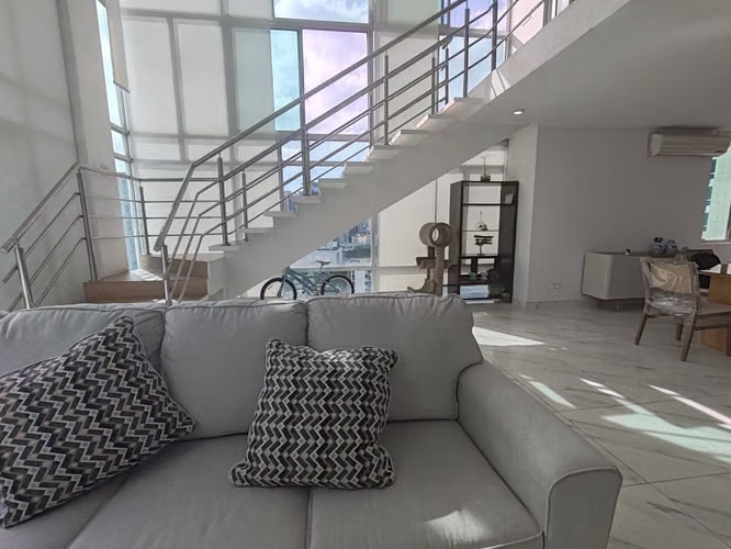 Apartamento en El Cangrejo I con amplios espacio y ubicación premium - Imagen 2