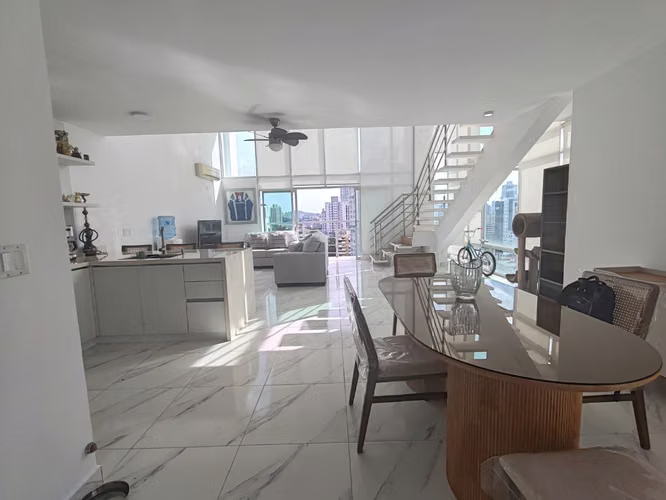 Apartamento en El Cangrejo I con amplios espacio y ubicación premium - Imagen 5