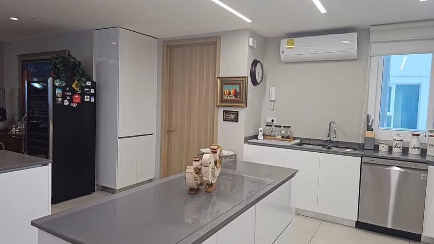 Apartamento en Coco del Mar I con amplio balcón y espectacular vista al mar - Imagen 7