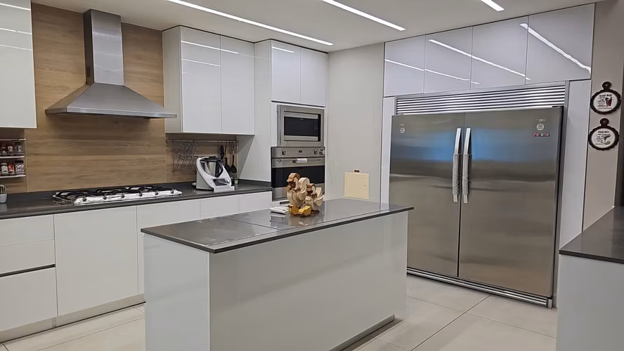Apartamento en Coco del Mar I con amplio balcón y espectacular vista al mar - Imagen 2