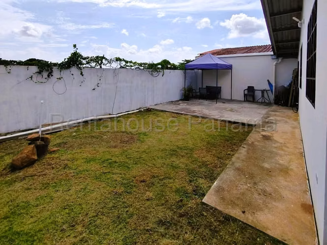 Se Vende Casa en Vista Alegre YDU - Imagen 17
