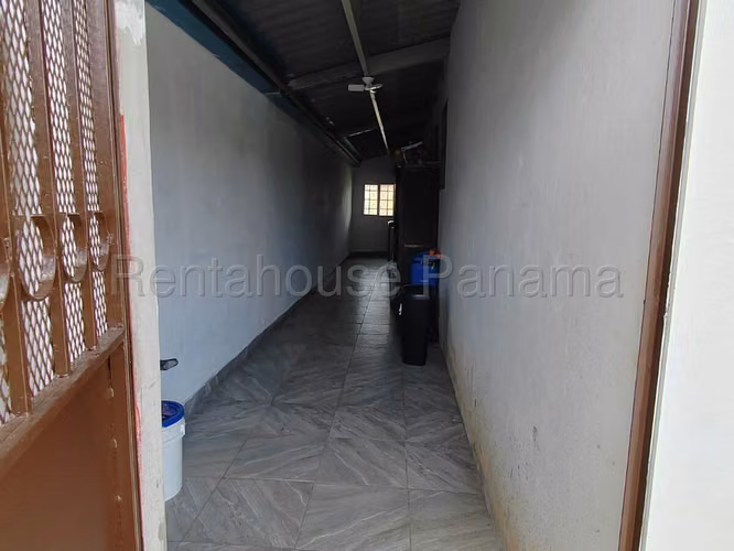 Se Vende Casa en Vista Alegre YDU - Imagen 13