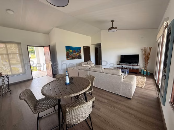 Se Alquila Casa en San Carlos YDU - Imagen 4