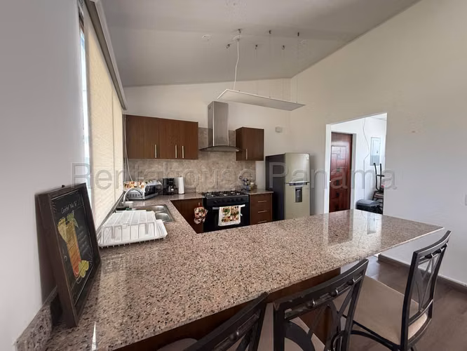 Se Alquila Casa en San Carlos YDU - Imagen 7
