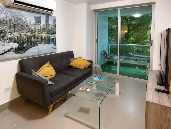 Apartamento en Bella vista I amoblado I 3 Rec I con balcón y vista a la ciudad - Imagen 3
