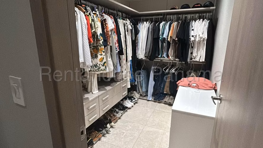 Apartamento en venta Deluxe Paitilla 26YCG7703 - Imagen 9