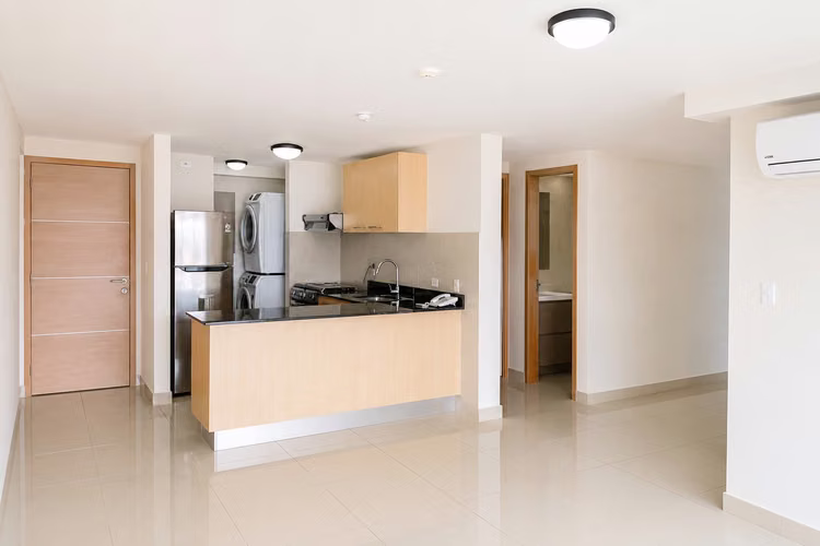Apartamento en Via España  86m² |con balcón y 2 estacionamientos - Imagen 5