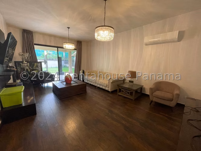 Vendo Casa en Clayton LC25-1756 - Imagen 2