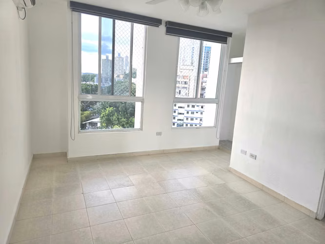Apartamento en Via Argentina | 3 recamaras | con balcon - Imagen 2