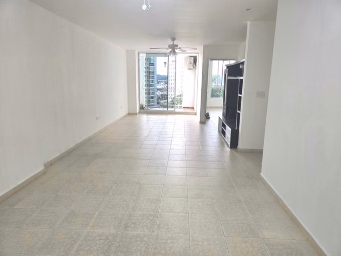 Apartamento en Via Argentina | 3 recamaras | con balcon - Imagen 6