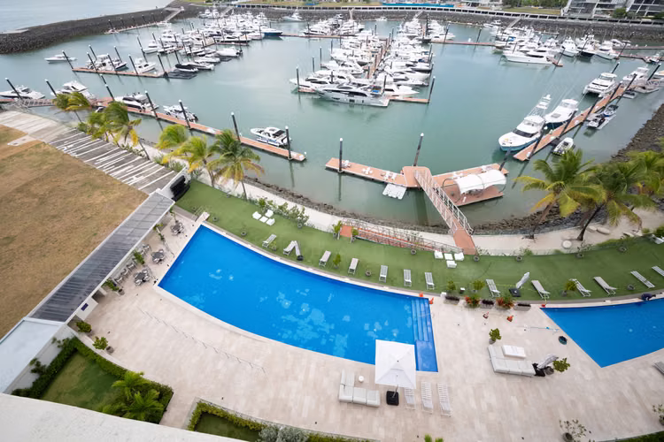Alquiler de Apartamento Línea Blanca en Ocean Reef Islands - Imagen 5