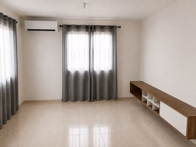 Casa en Pradera Azul Ph. Monte Bello  – Amplia, Segura y Cerca del Metro