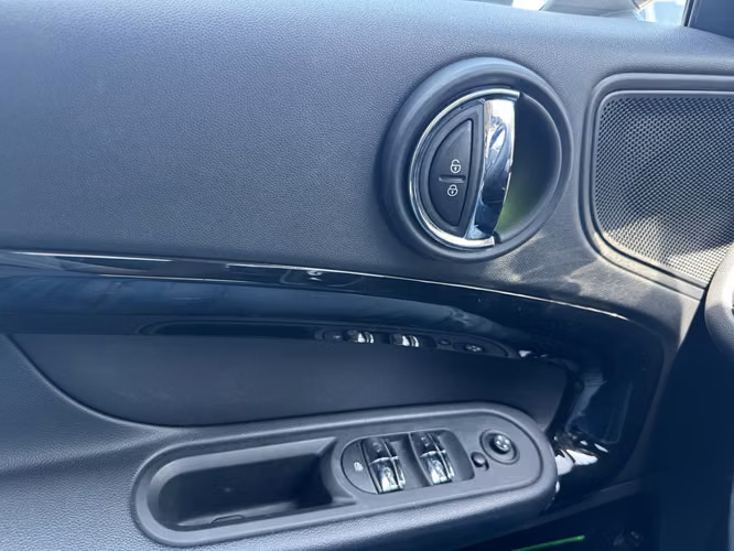 MINI COOPER COUNTRYMAN 2020