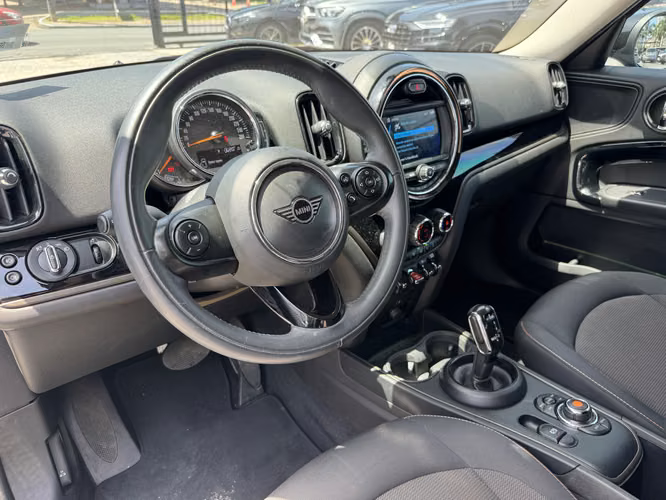 MINI COOPER COUNTRYMAN 2020