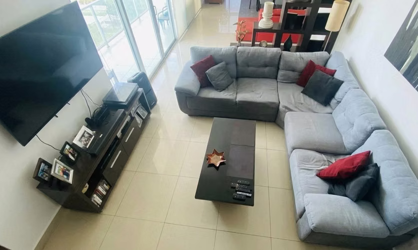 Apartamento en Costa del Este I con balcon y excelente distribución - Imagen 5
