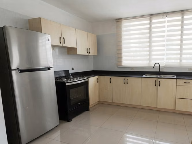 ! Apartamento en San Francisco I con balcón y vista al mar - Imagen 5