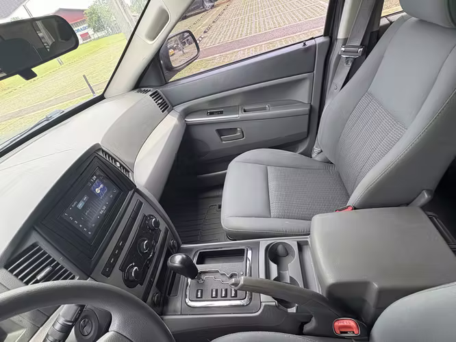 Jeep Grand Cherokee Laredo 2008 4x4 – Excelente Estado