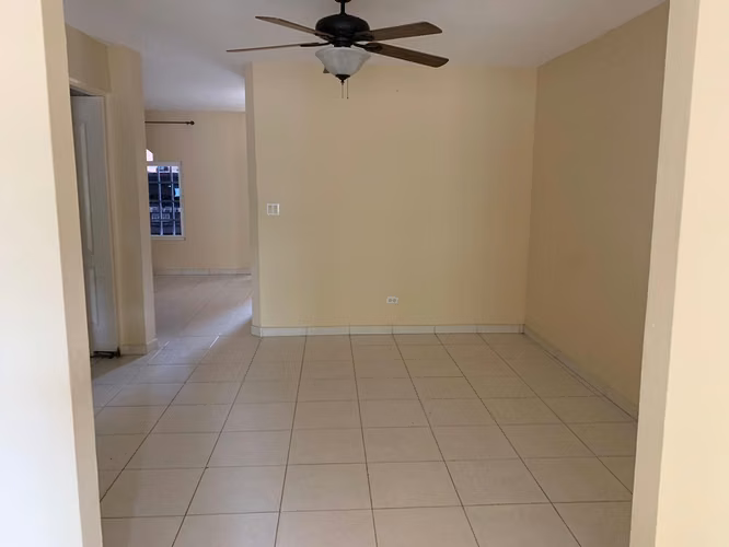 Se Vende Amplia Casa en Villa Serena – Villa Zaita - Imagen 2