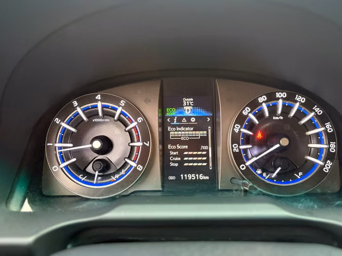 TOYOTA INNOVA 2020 - Imagen 11