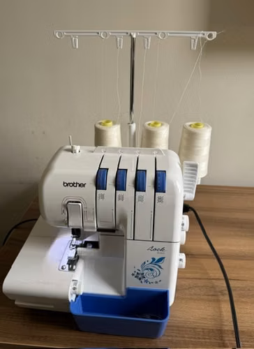 Maquina Overlock