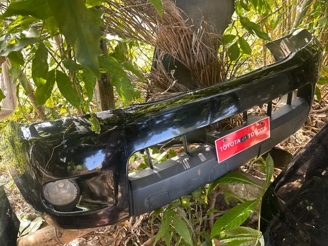 Frente Completo Toyota Hilux (Capot, Defensa, Parrilla) - Semi nuevo