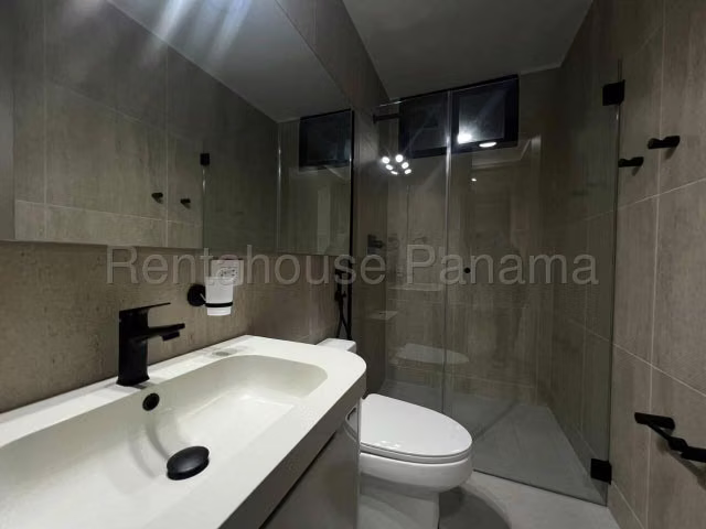 Alquiler de moderno apartamento e Altos de Panamá